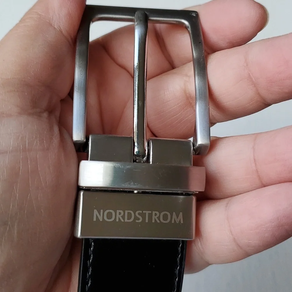 NORDSTROM Youth Reversible Black Brown Belt Silvertone Buckle Size 28